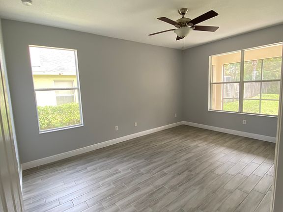3rd image of 16502 Nikki Ln