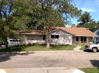 130 Ridge Rd, Morris, MN 56267