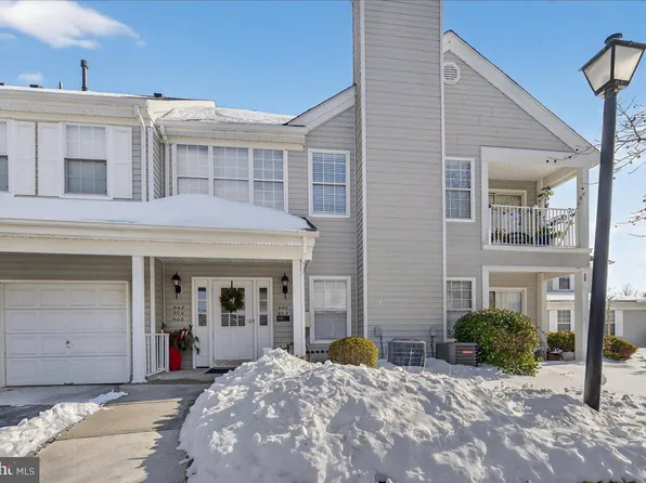 902 Sea Pl, Lawrence Township, NJ 08648