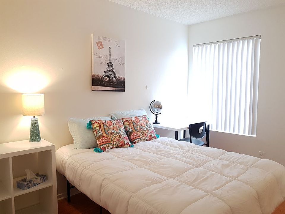 1st image of 11701 Texas Ave #Qqr-2
