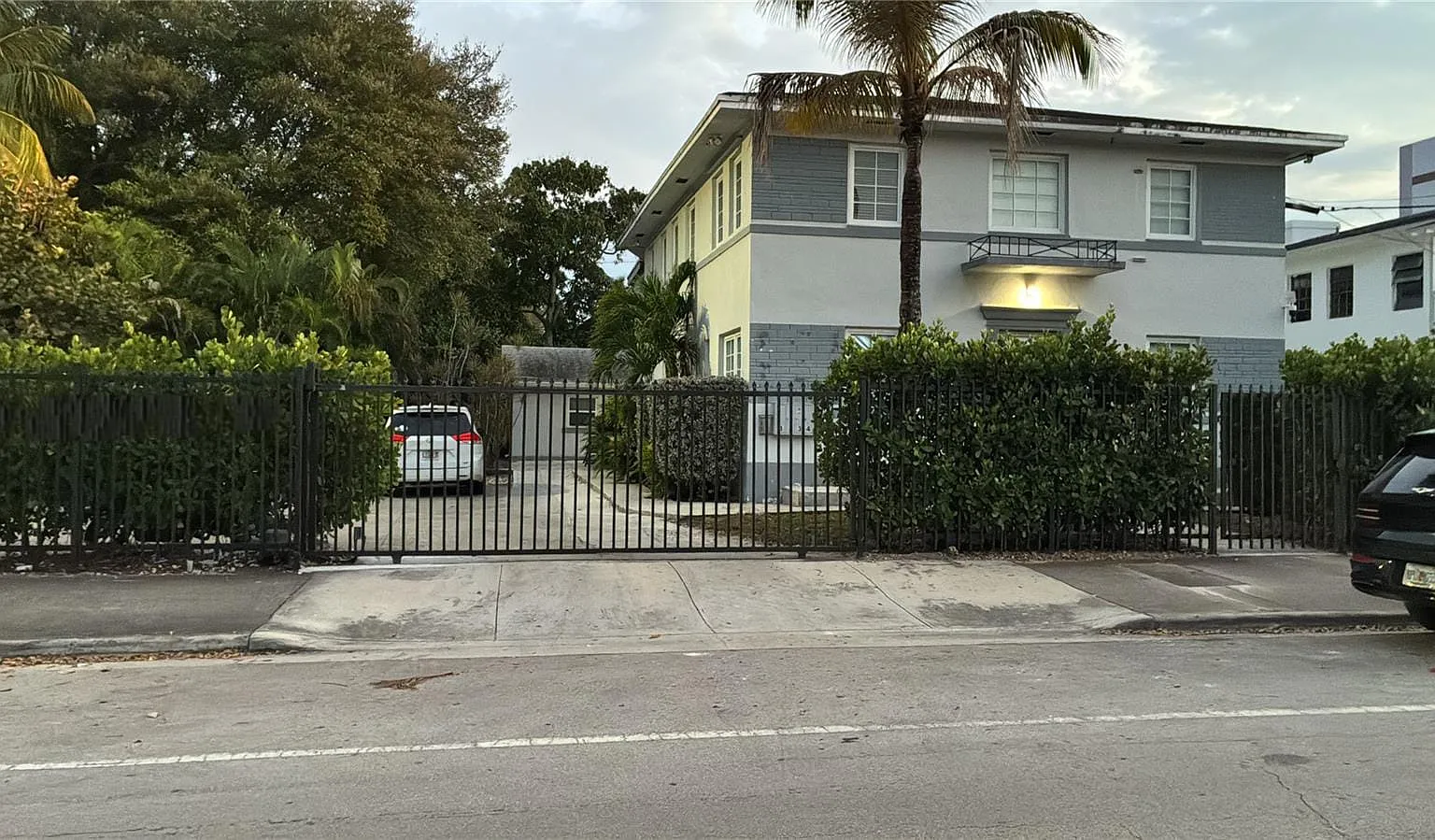 Studio, 500 sqft, $1,590 — Photo 1