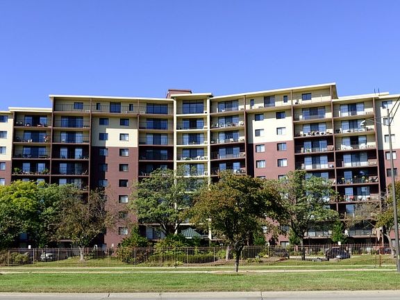 2nd image of 15800 Providence Dr #2-0718