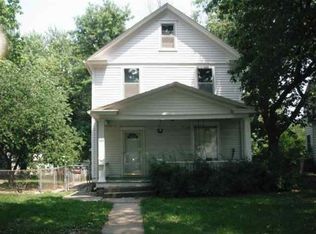 402 SW Lindenwood Ave, Topeka, KS 66606