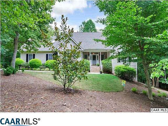 2nd image of 42 Woodlawn Dr