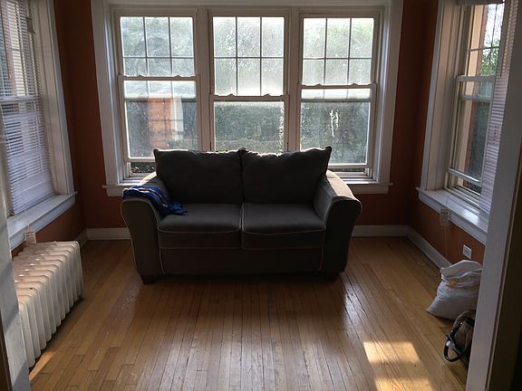 2nd image of 1968 W Argyle St APT 3