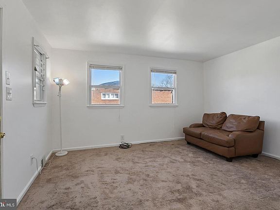 2nd image of 2801 Woodland Ave