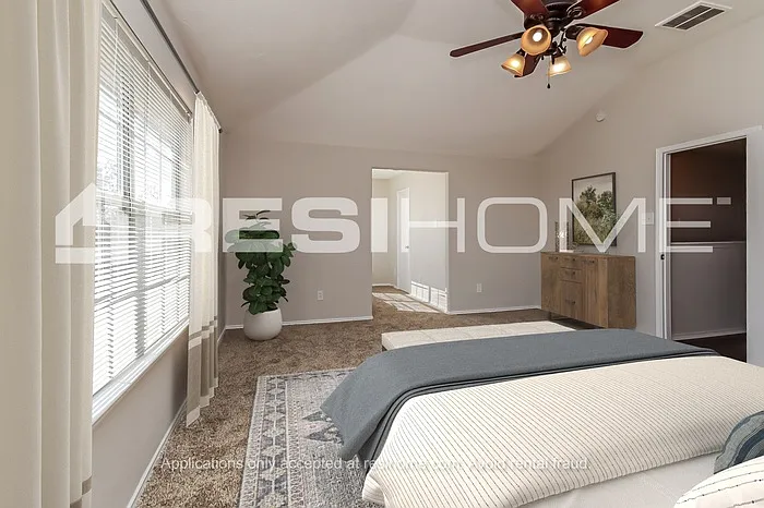 17203 Hawks Landing Dr — Photo 8
