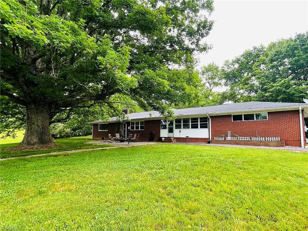 141 Hastings Ln, Pilot Mtn, NC 27041 Zillow