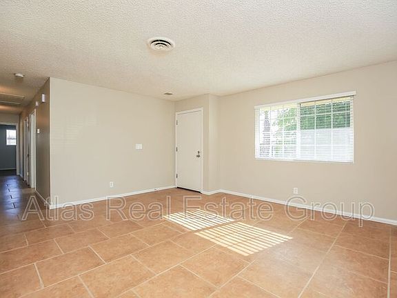 5th image of 2612 Sierra Madre Dr