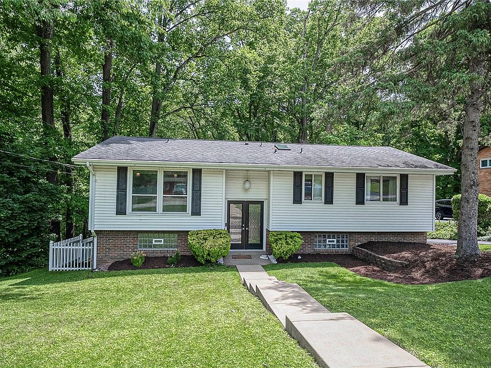 1st image of 29 Bel Aire Dr