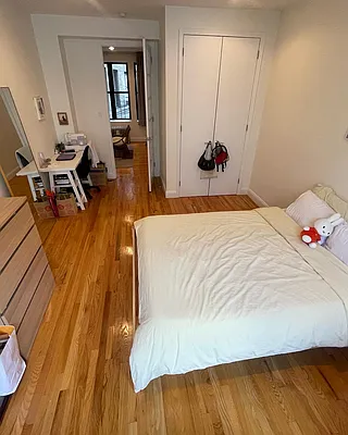 Rented by PMG Real Estate  | media 17