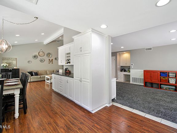 4th image of 30335 Goodspring Dr