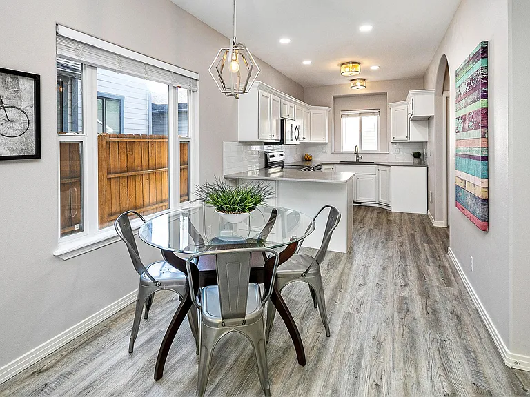 1217 S Colorado Ave — Photo 3