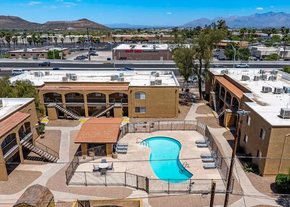 Santa Cruz Apartments - Studios, 1 Bedroom and 2 Bedrooms with Pool!