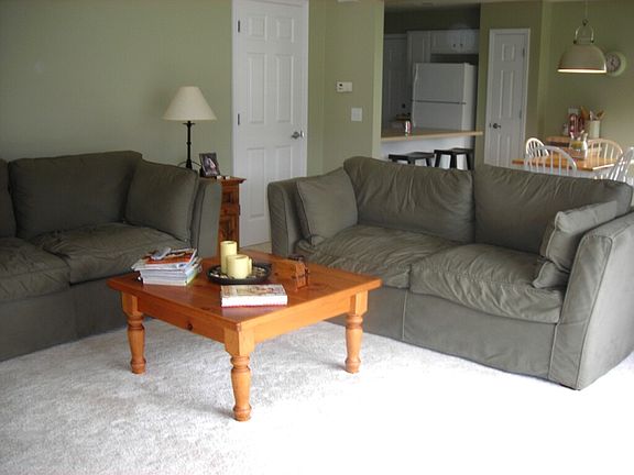 5th image of 11 Clubview Dr