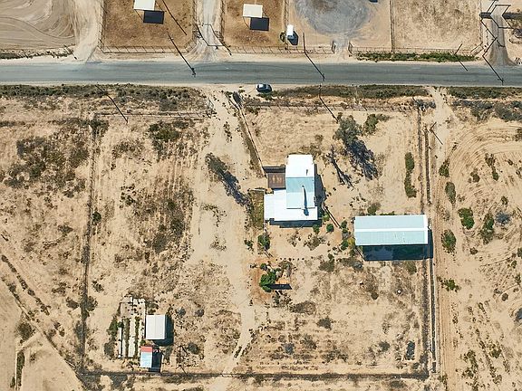 3rd image of 3384 E CORNMAN Road