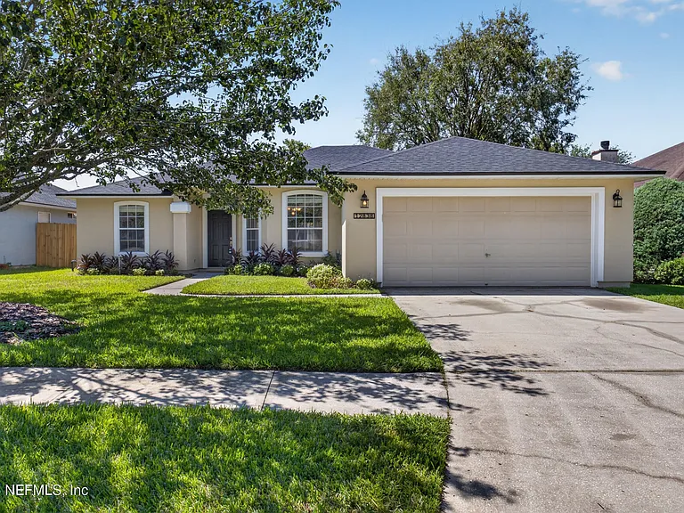 12838 Chets Creek Dr N — Photo 1