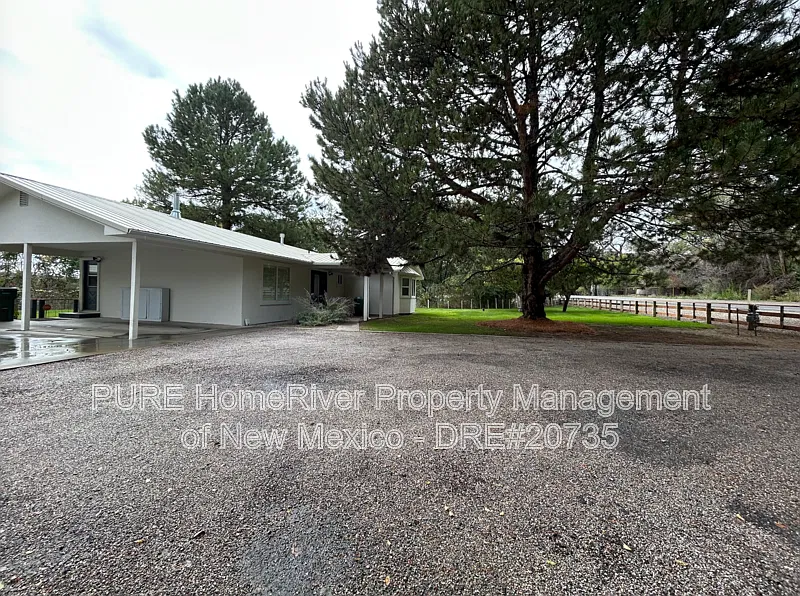 2 bed, 2.0 bath, 1428 sqft, $2,100 — Photo 3