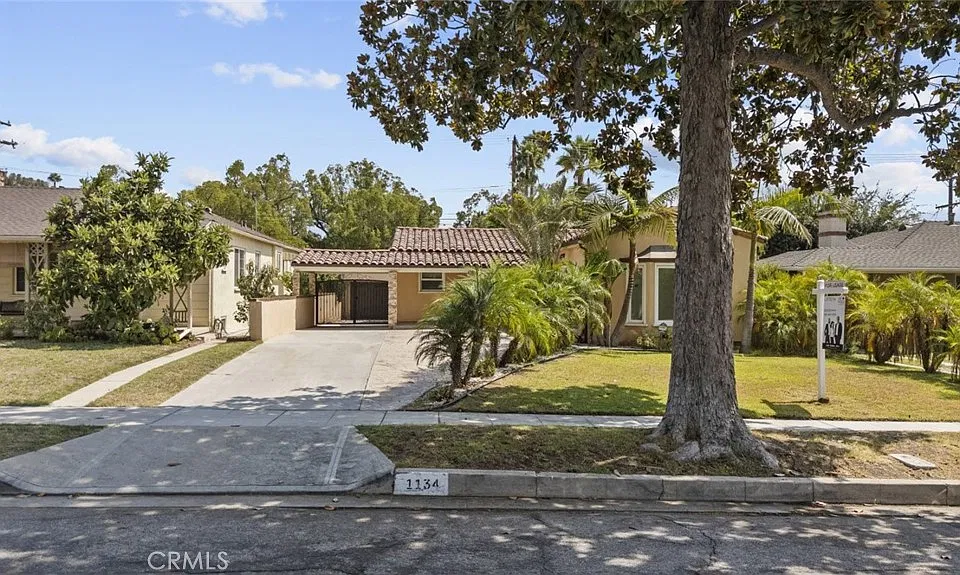 1134 Graynold Ave