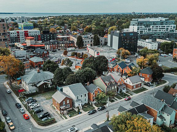 2nd image of 134 Colborne St #2-3