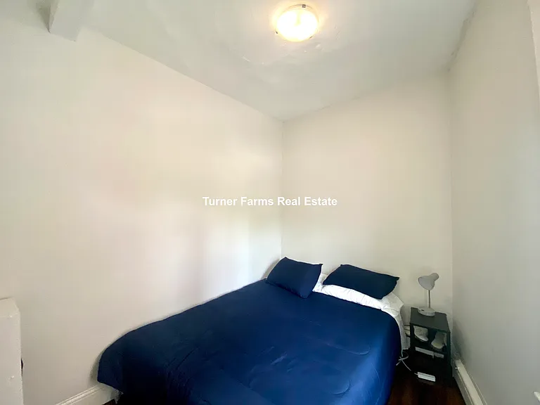 114 Willow St #2F — Photo 7