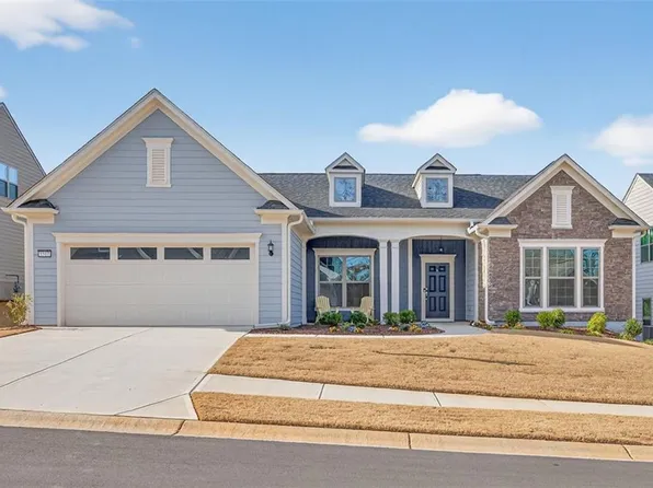 5517 Oak Knoll Ct, Hoschton, GA 30548