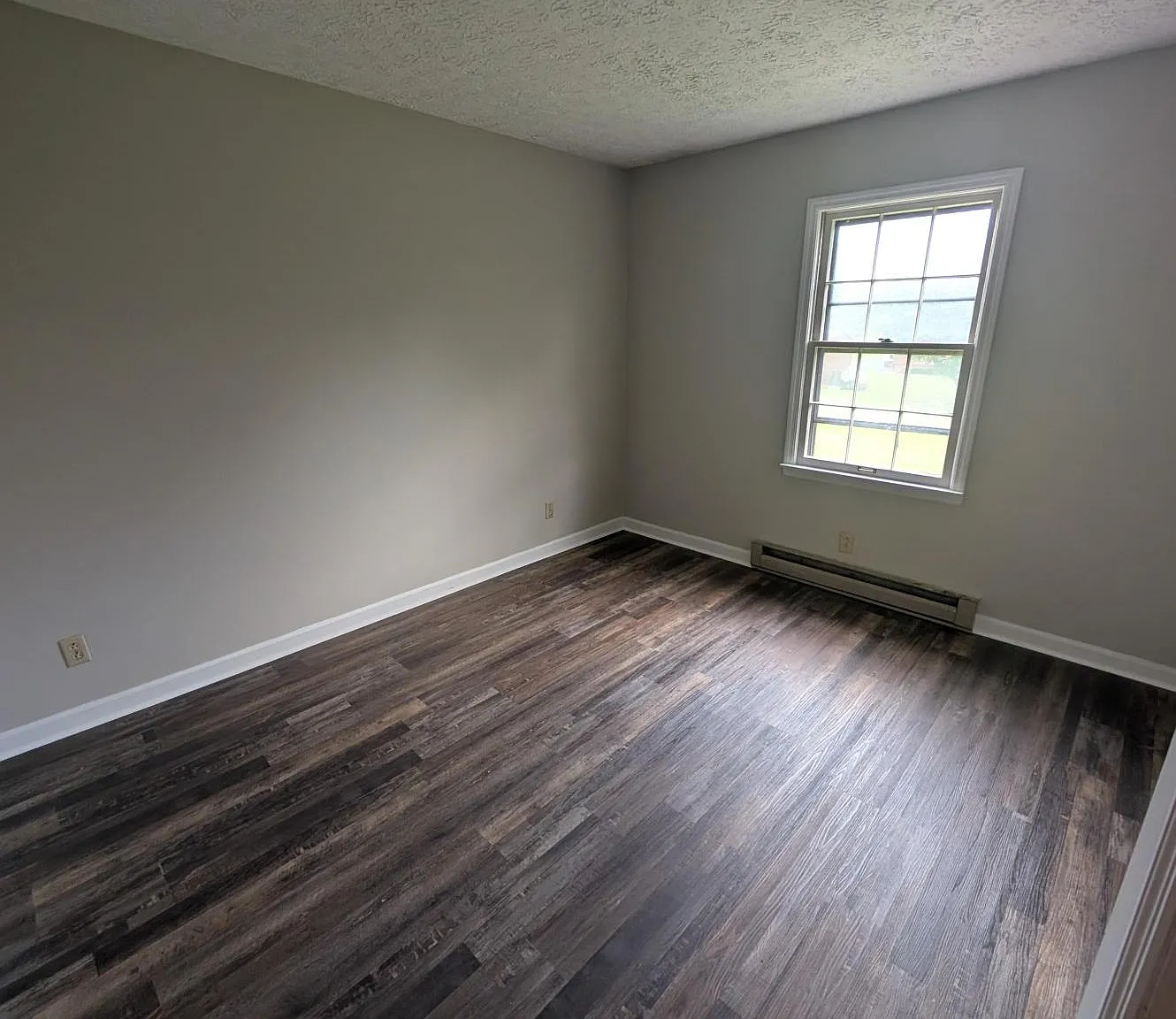 2 bed, $1,000 — Photo 4