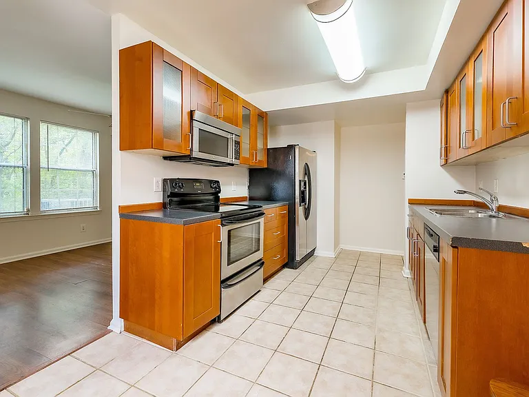 19 Pickering Ct #1 — Photo 14