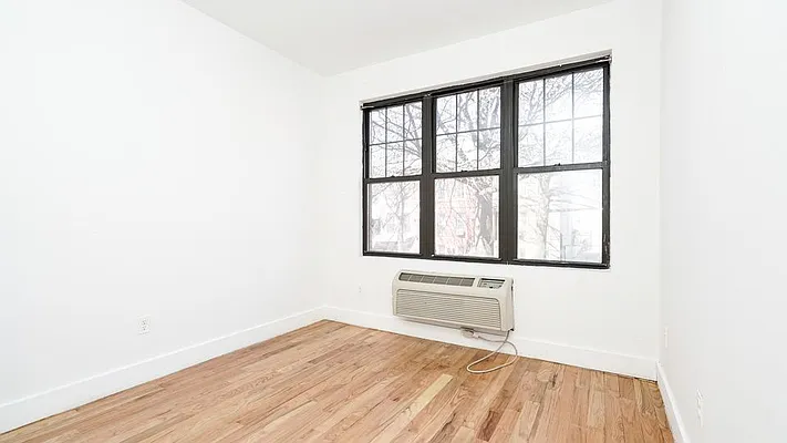 Rented by Nooklyn NYC LLC | media 25