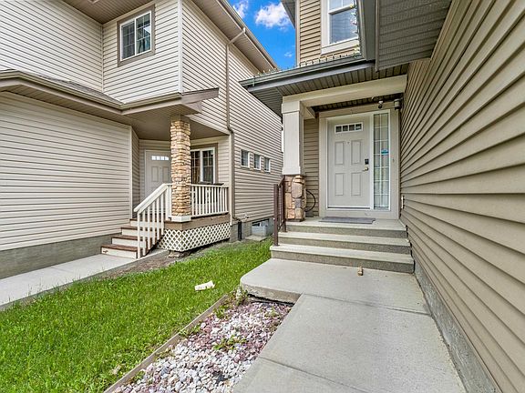 2nd image of 5432 20th Ave SW