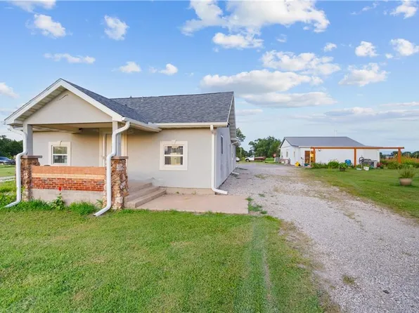 1448 County Road 5160, Coffeyville, KS 67337