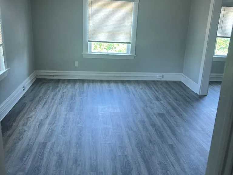 3658 W 58th St #2 — Photo 11