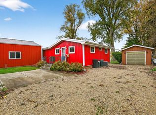 8511 Edgewater Rdg, Omro, WI 54963