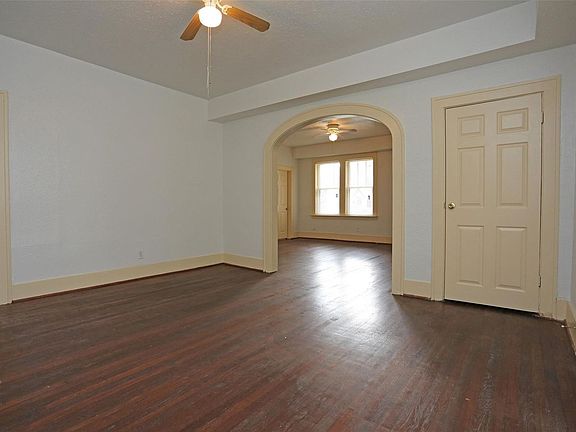 5th image of 3015 Isabella St