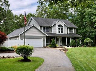 3169 Natures Place Dr SE, Lowell, MI 49331