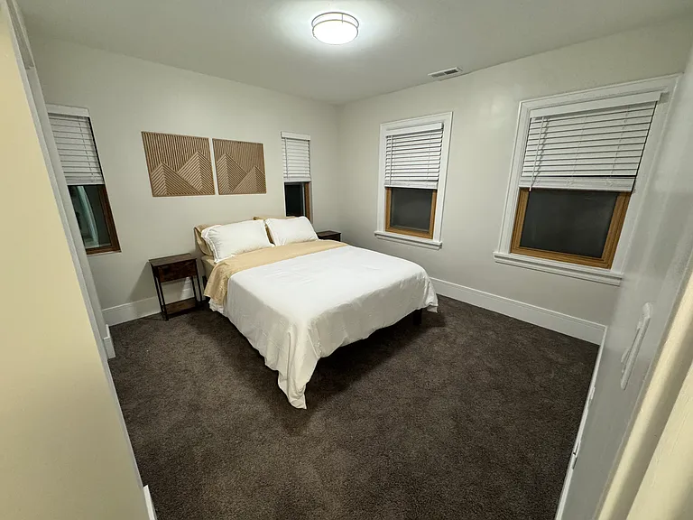 4000 Forest Ave #3 — Photo 9