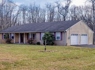 641 Duncan Field Ln, Charles Town, WV 25414