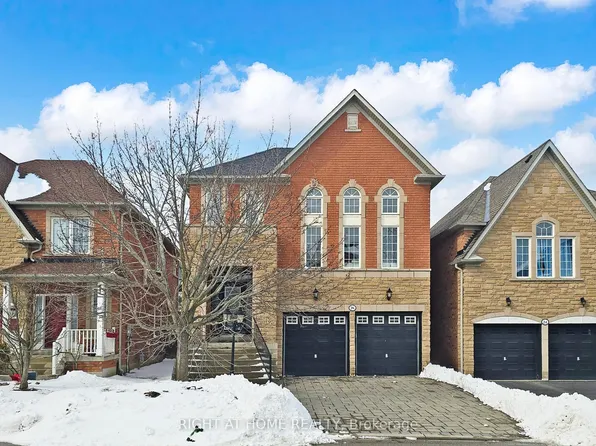 26 Carnoustie Cres, Richmond Hill, ON L4E 0A2