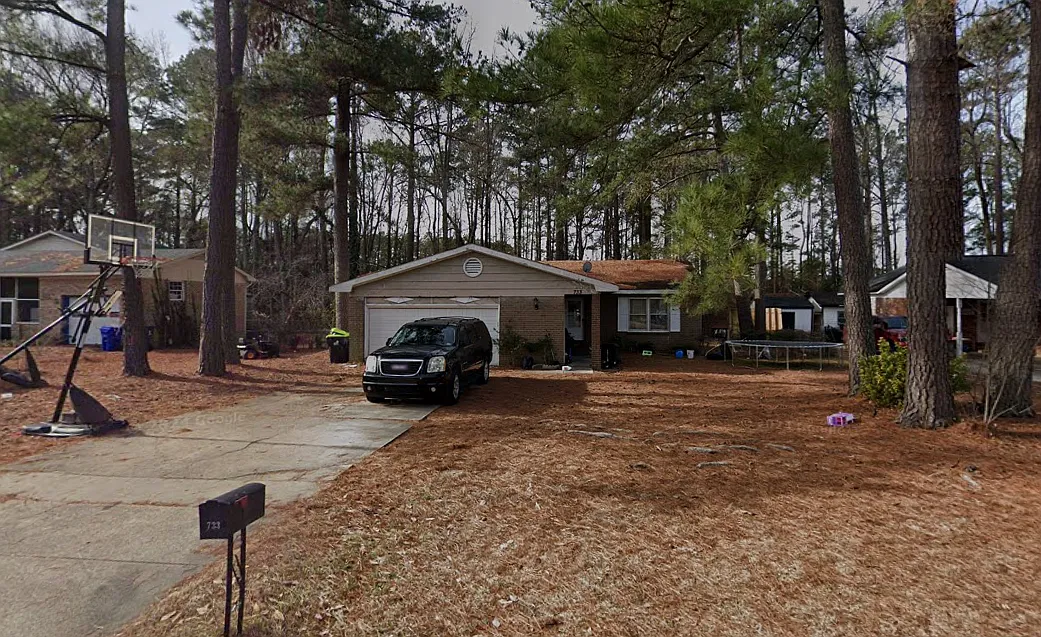 4 bed, 1.5 bath, 1357 sqft, $1,450 — Photo 1