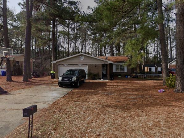 733 Goodyear Dr