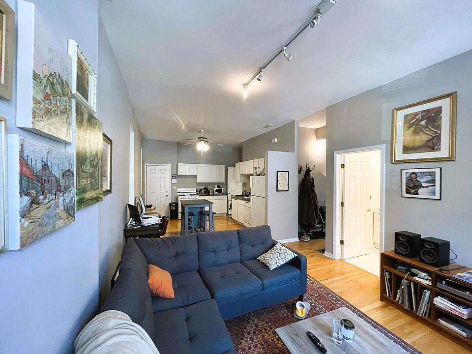 1st image of 744 N Wolcott Ave APT 1F