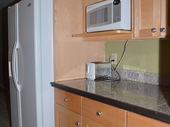 2nd image of 822 Exmoor Dr
