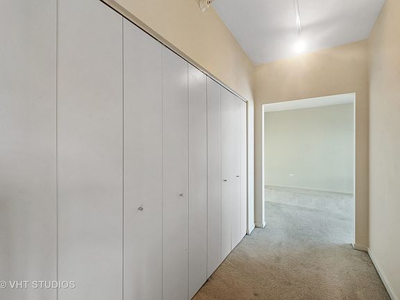 2nd image of 860 W Blackhawk St #2201