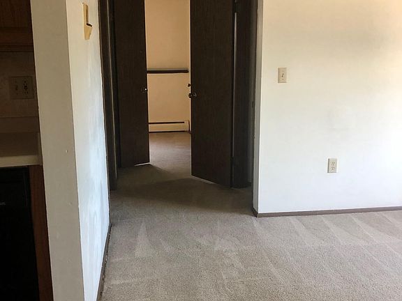 2nd image of 9-315 Hawley St #9