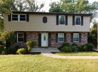 480 Fruitwood Dr, Bethel Park, PA