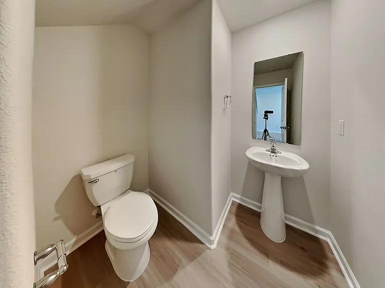 279 Royal Meadow Dr — Photo 20