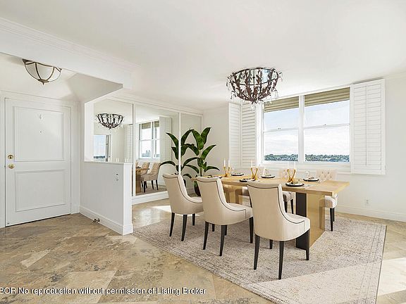 3rd image of 2600 N Flagler Dr APT 807
