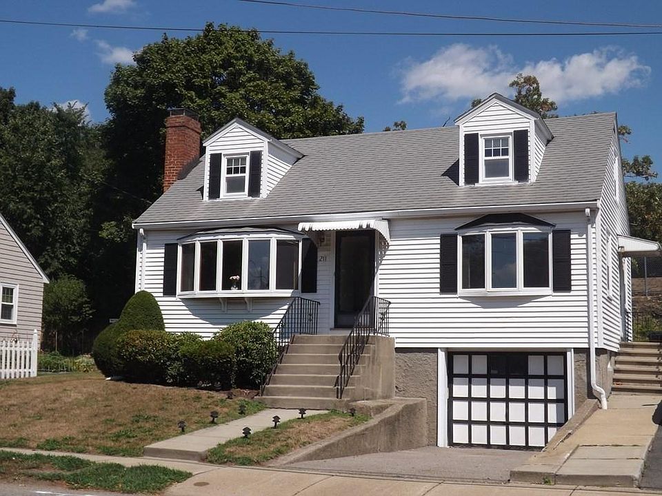 1st image of 211 Highland Ave