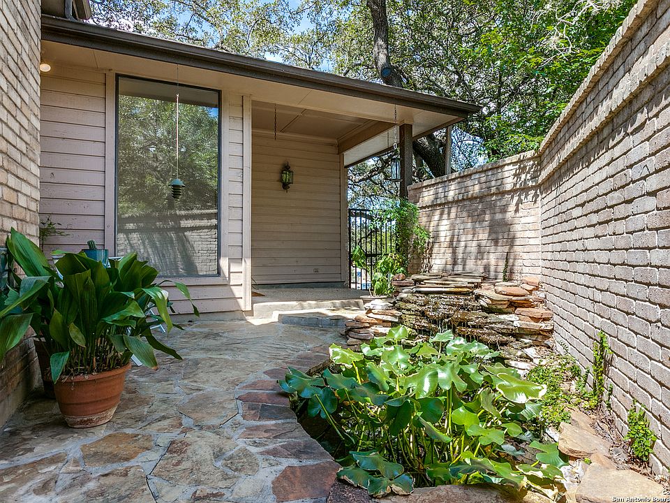 1st image of 9107 BRADLEY CREEK CIR