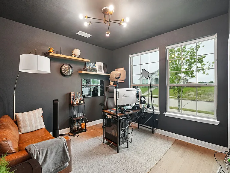 1517 Pegasus Dr — Photo 20